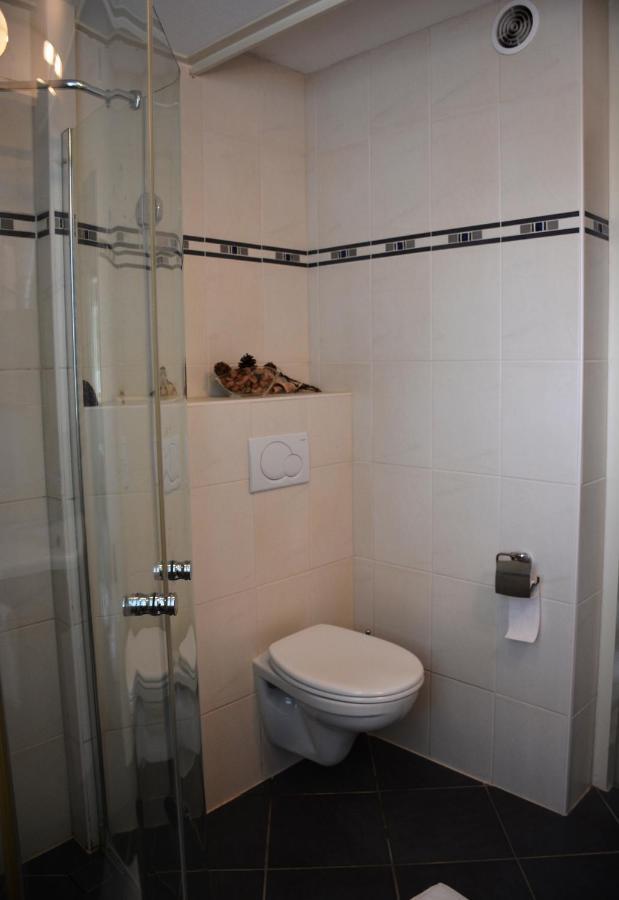 Mango House Homestay Zuidwolde  Kültér fotó