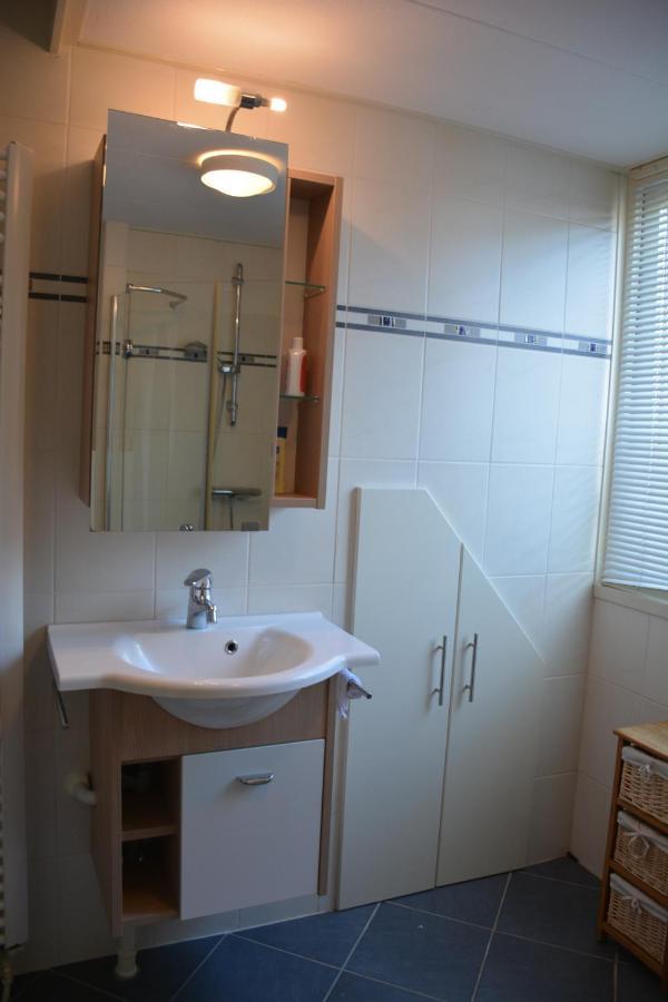 Mango House Homestay Zuidwolde  Kültér fotó